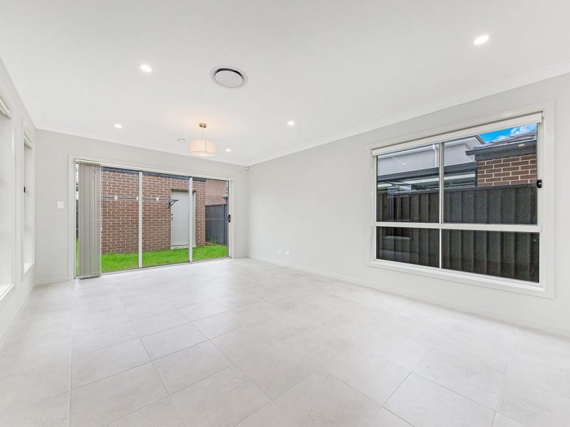 26 Sister Haultain, Bardia NSW 2565-3