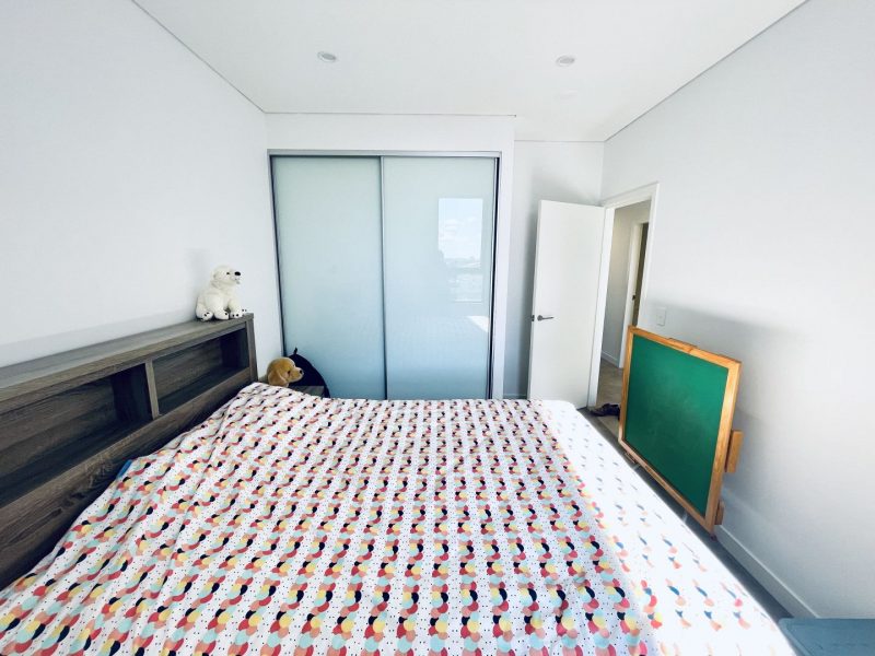 90-9-13 Goulburn St Warwick Farm-9